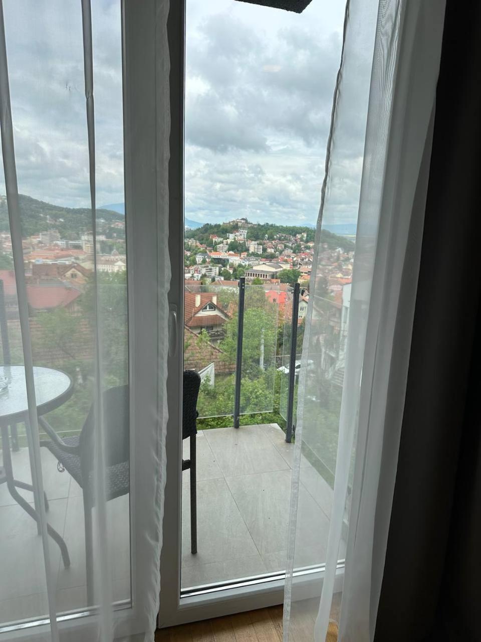 5 Star Residence Μπρασόβ Εξωτερικό φωτογραφία