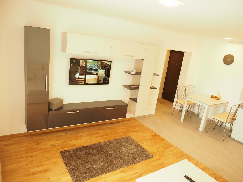 5 Star Residence Μπρασόβ Δωμάτιο φωτογραφία